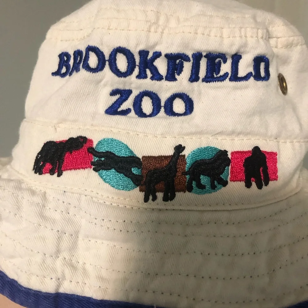 Brookfield Zoo Australian Style snap up floppy hat Sz 2T